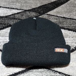 T.E.K BLACK THICK INSULATED THERMAL CUFFED BEANIE HAT ONE SIZE NWOT